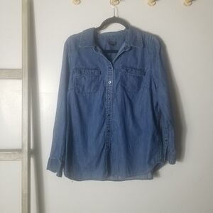 TALBOTS JEAN BUTTON DOWN SIZE LARGE PETITE